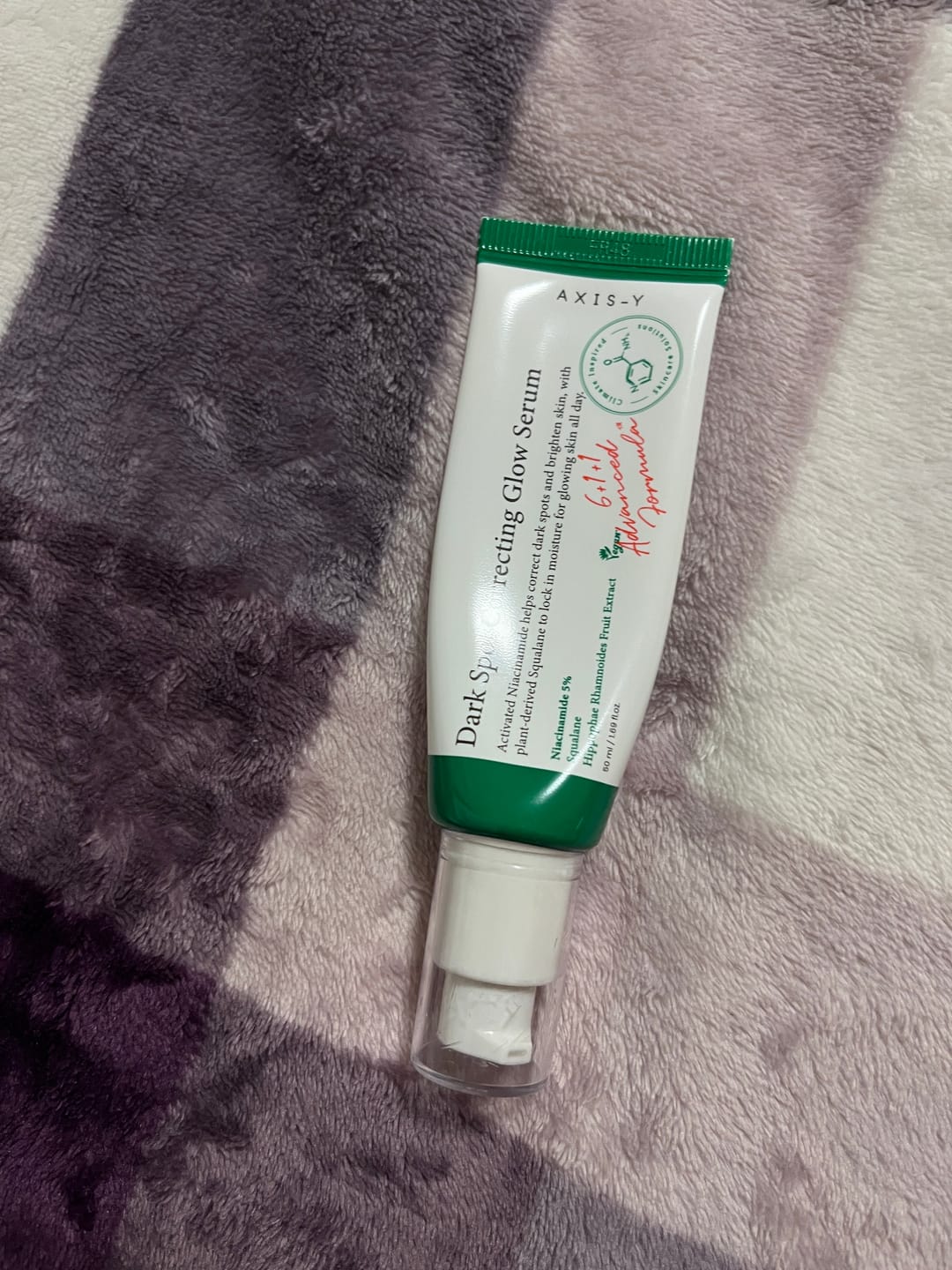 Customer photo review of Serums tumšo plankumu korekcijai AXIS-Y Dark Spot Correcting Glow Serum