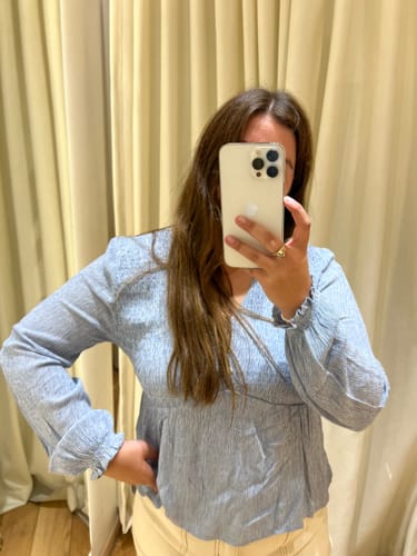 Customer photo review of Blusa Panal Líneas Blue