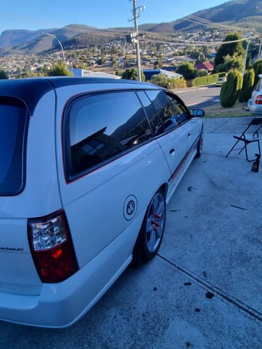 Customer photo review of Holden Grenade