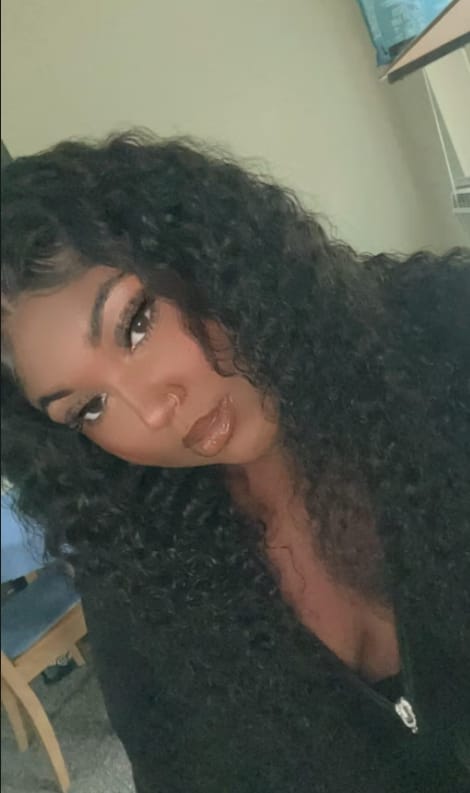 Customer photo review of MORE FACE 360 Glueless Wig Water Wave Invisi Drawstring Wear And Go Wig Quick Install Pre-Bleached And Pre-Cut HD Lace Human Hair Wigs Beginner Friendly