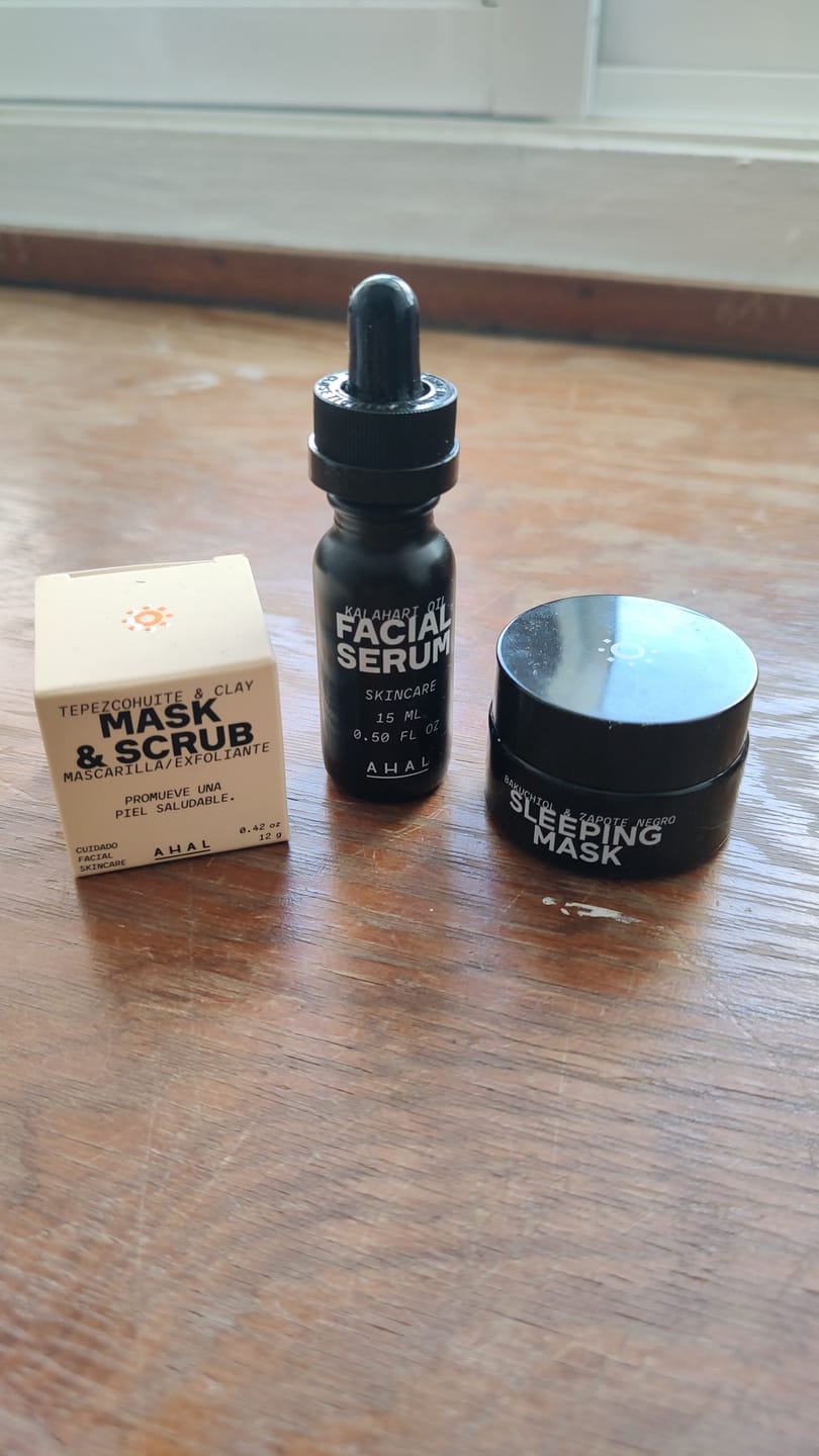 Customer photo review of Mini Skincare Set