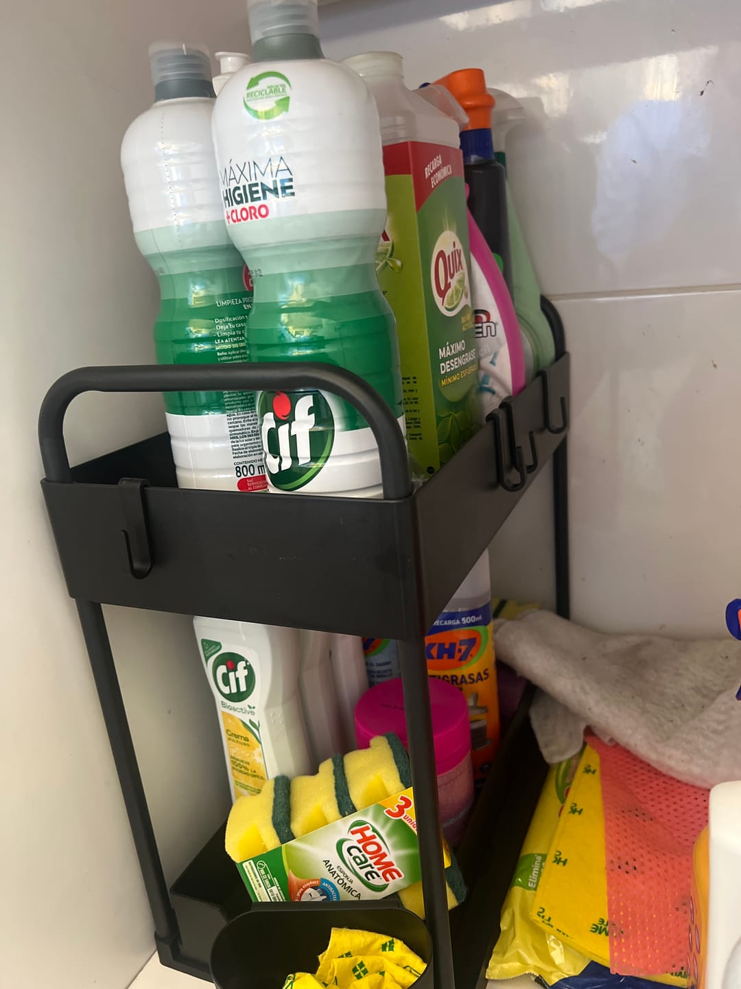 Customer photo review of Organizador Bajo Lavaplatos 2 Niveles Negro Just Organizer