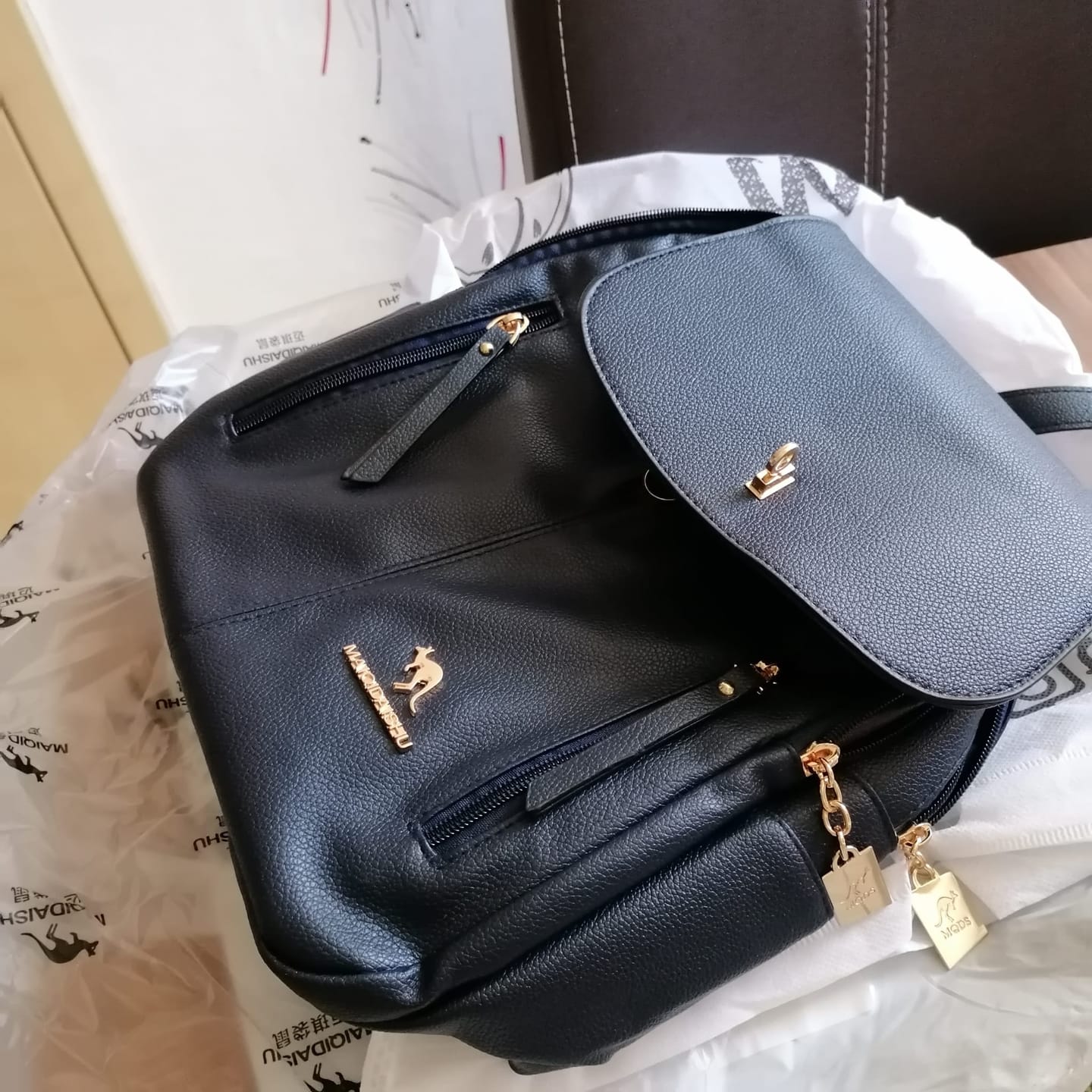 Customer photo review of Alena Backpack - Luxuriöse und hochwertige Leder-Damentasche