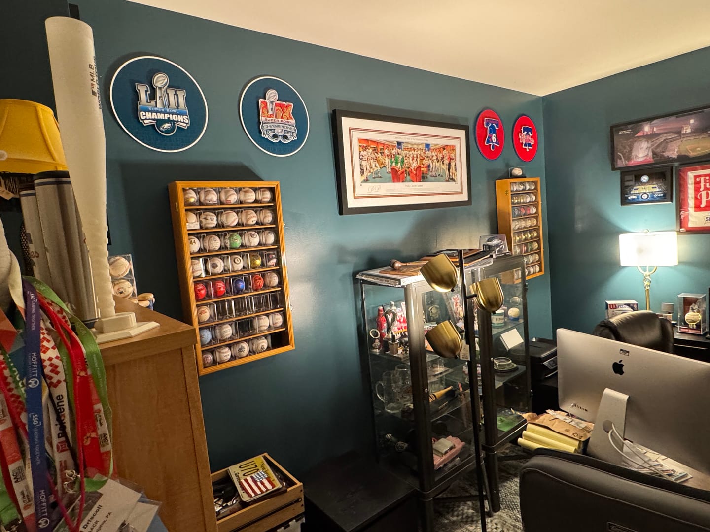 Customer photo review of Philadelphia Phillies CRAFT SERIES 3D Embossed Metal Wall Art