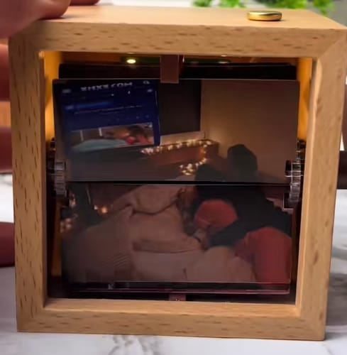 Customer photo review of Custom photo box with a crank