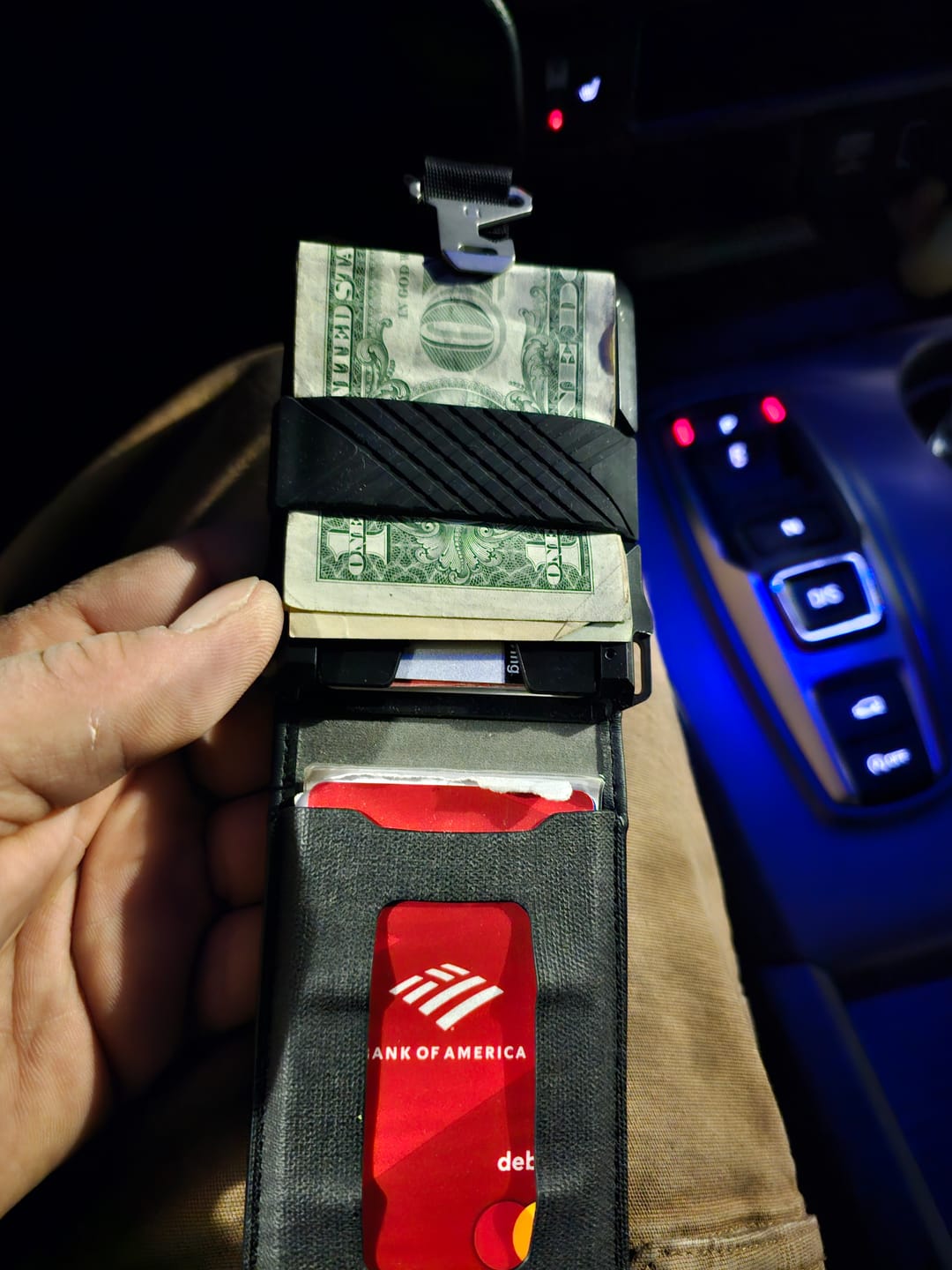 Customer photo review of VERTCIAL WALLET BANDS (M-Series, S1 Stealth Wallet and MC01 Money Clip)