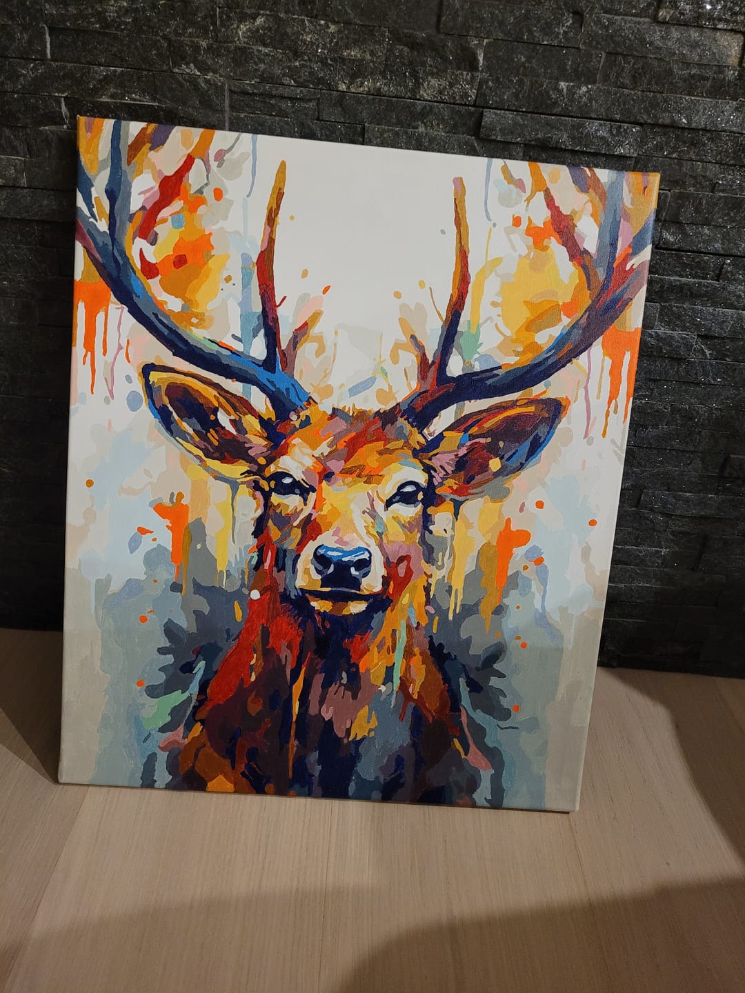 Customer photo review of Hirsch mit buntem Geweih – Malen nach Zahlen