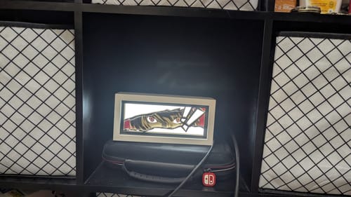 Customer photo review of Crow Eyes Light Box (Persona 5 Royal)