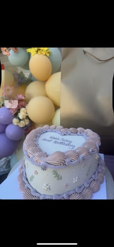 Customer photo review of holly