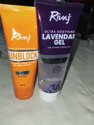 Customer photo review of Super Lasting Matte Ink Lip Gloss