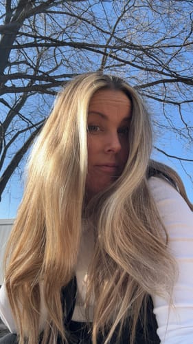 Customer photo review of Anti-Dandruff Conditioner Bar with Tea Tree Essential Oil