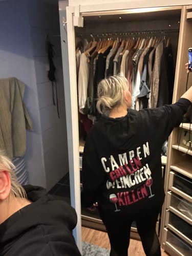 Customer photo review of Campen Grillen Weinchen 22 Rückendruck | Premium Hoodie unisex