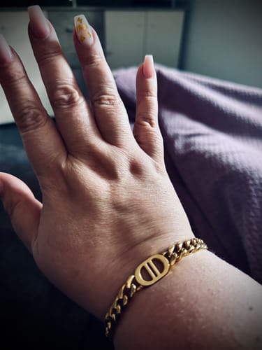 Customer photo review of Prestige Armband | 18K vergoldet