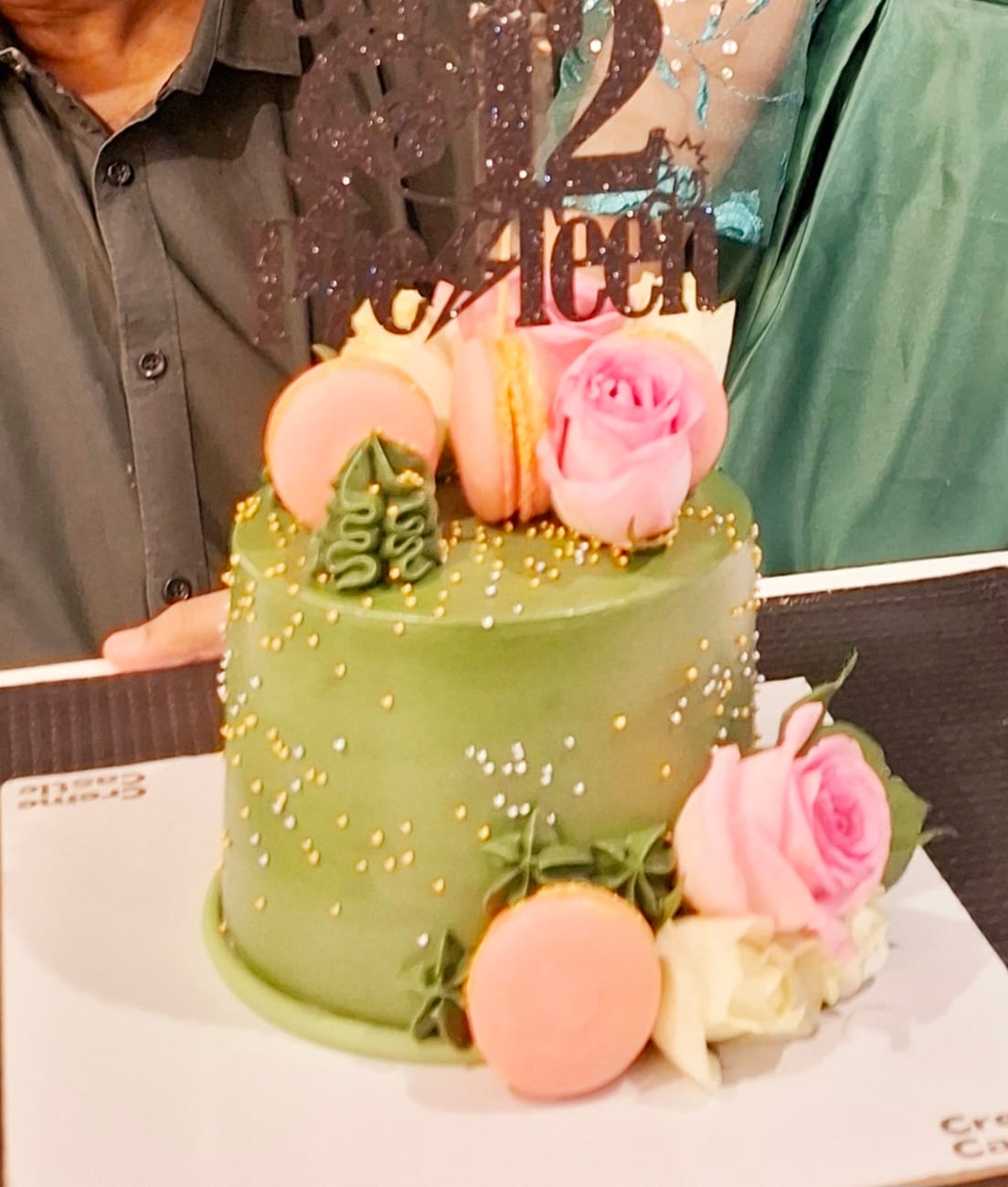 Customer photo review of Custom Floral Cake Online