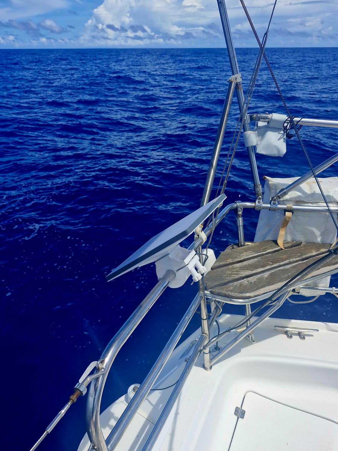 Customer photo review of Mini Starlink Marine Flat Rail Mount - 32mm / 25mm Railing clamp