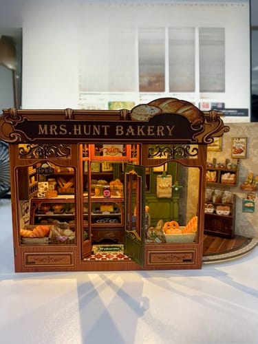 Customer photo review of MRS.HUNT BAKERY DIY Miniature House Kit
