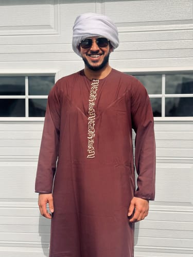 Customer photo review of Burgundy Thobe