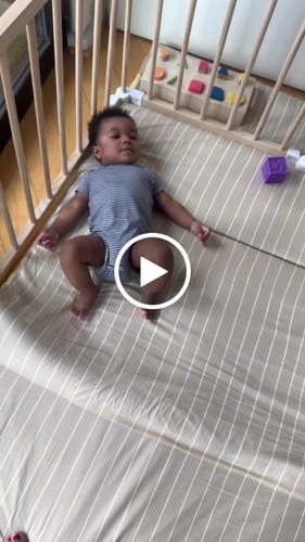 Customer video review of Oatmeal Stripe · Super-maxi