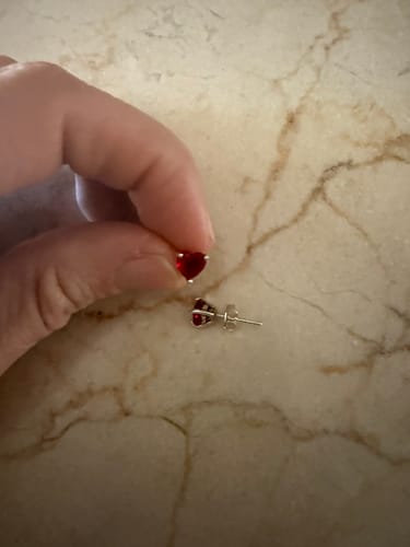 Customer photo review of ARETES PENDIENTES PANDORA CORAZON ROJO AMOR + KIT DE REGALO