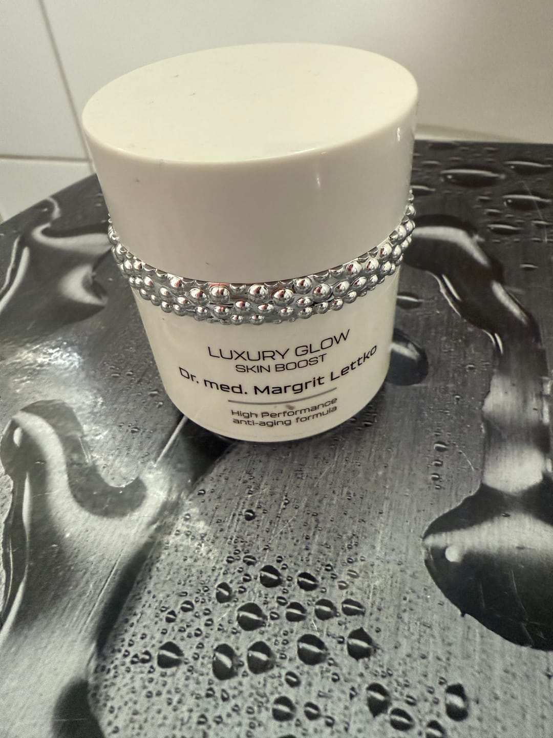 Customer photo review of Luxury Glow AntiAging-Creme