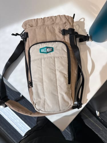 Customer photo review of Walker 32oz - 64oz Expandable Water Bottle Sling