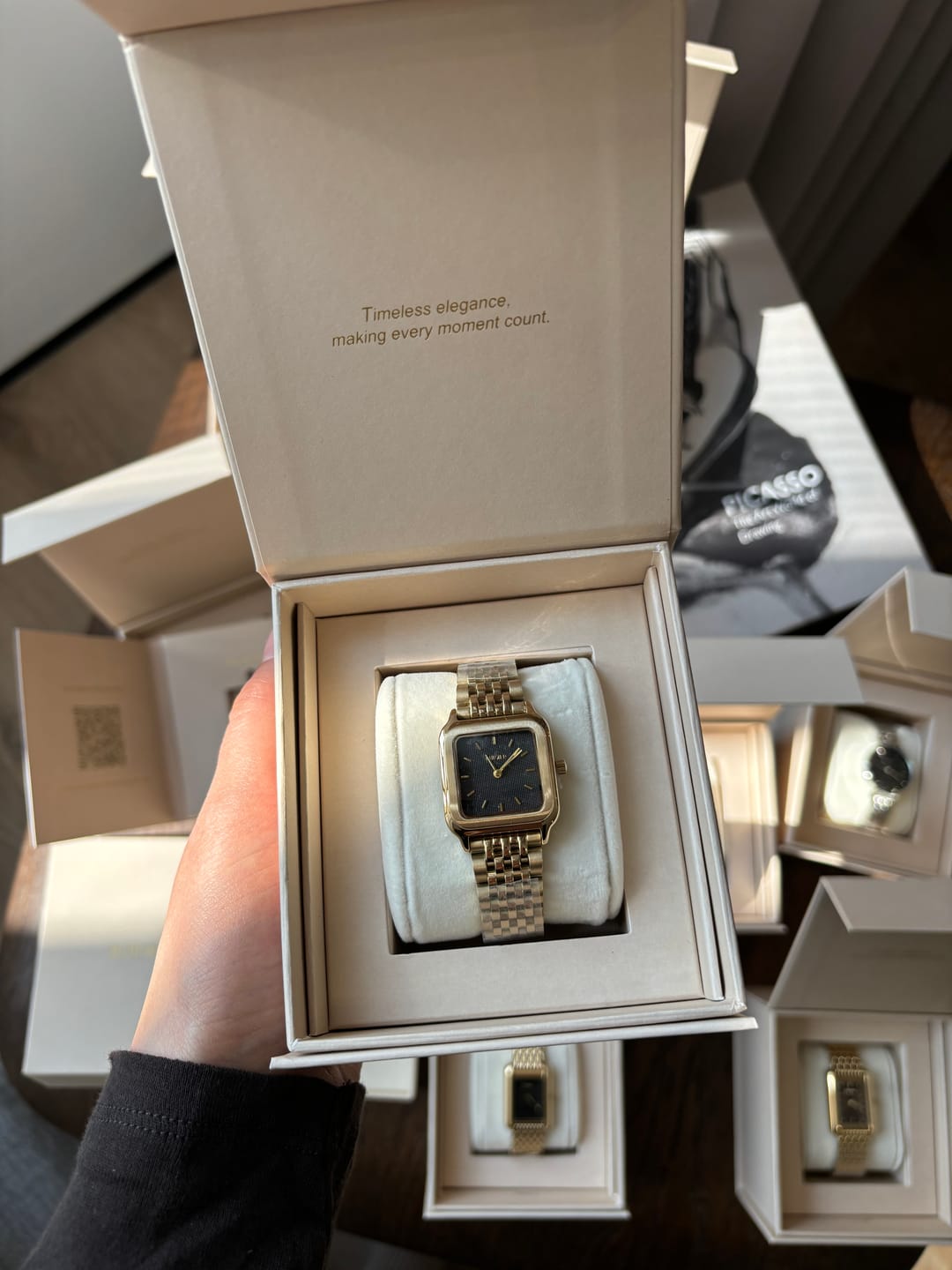 Customer photo review of Macy Gold Black