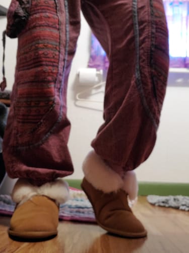 Customer photo review of Men's Sheepskin Soft Sole Bootie