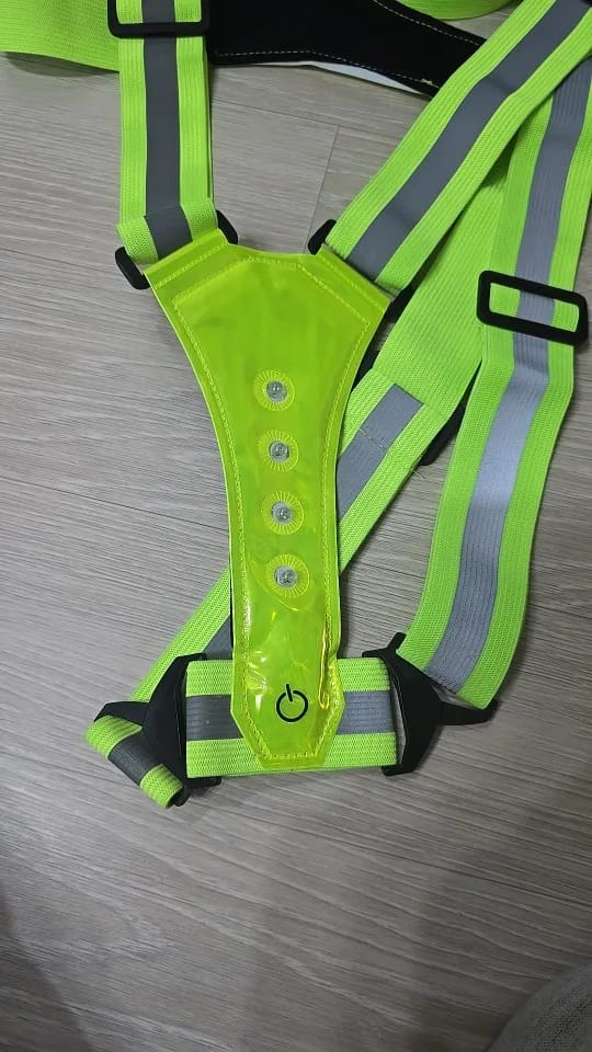 Customer photo review of RunSafe Weste – Mehr Sicherheit für deine Touren