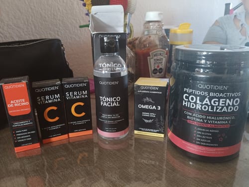 Customer photo review of Péptidos Bioactivos de Colágeno Hidrolizado + Ácido Hialurónico + Biotina + Vitamina C  - Disuelve rápido-Sin Sabor- 500g