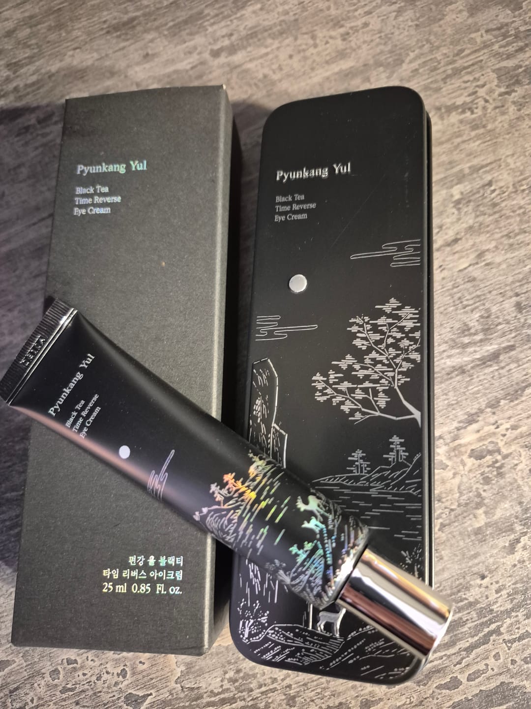 Customer photo review of Atjaunojošs krēms apkārt acīm Pyunkang Yul Black Tea Time Reverse Eye Cream
