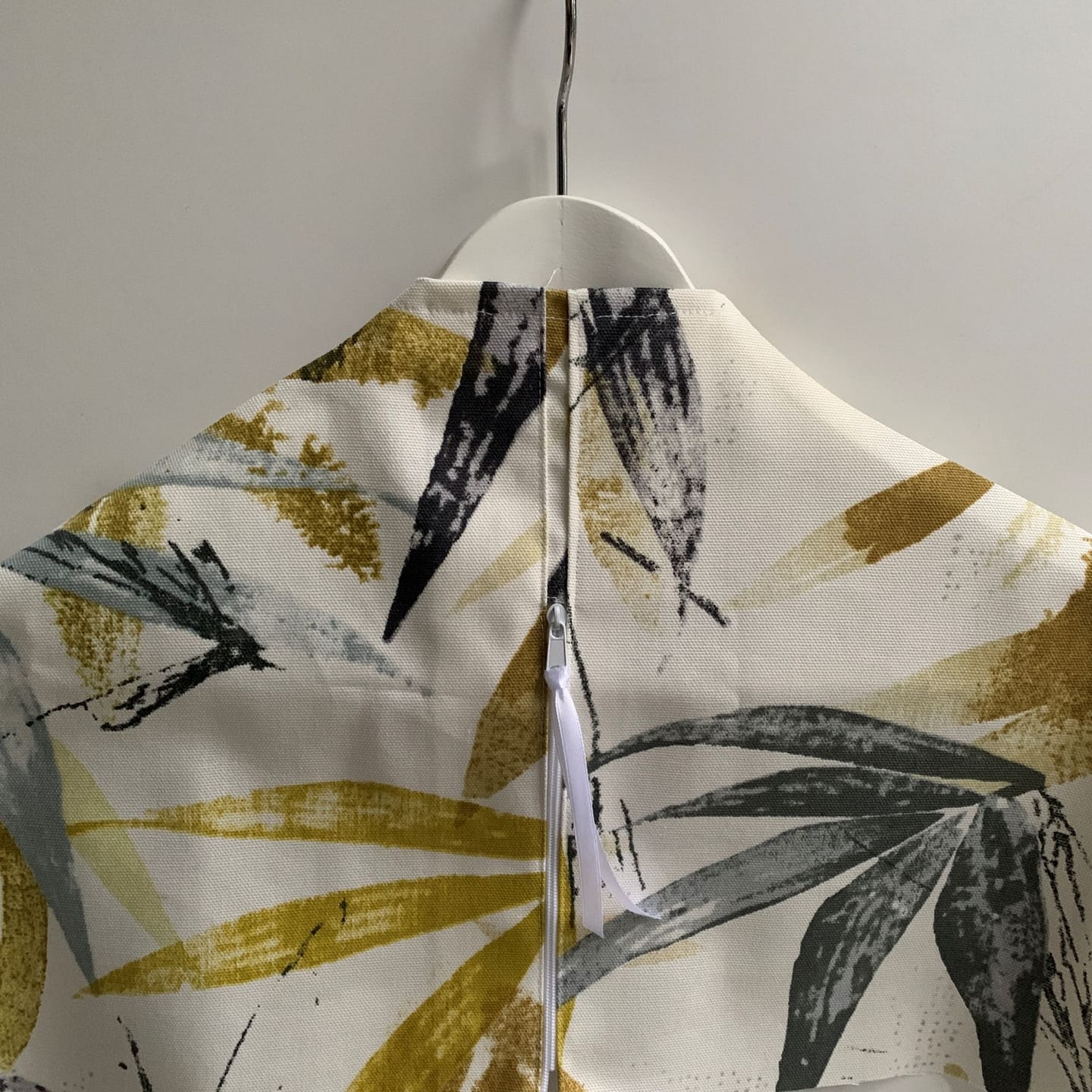 Customer photo review of Large Leaves Cotton Canvas Fabric