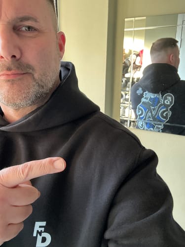 Customer photo review of King Hoodie - Blue