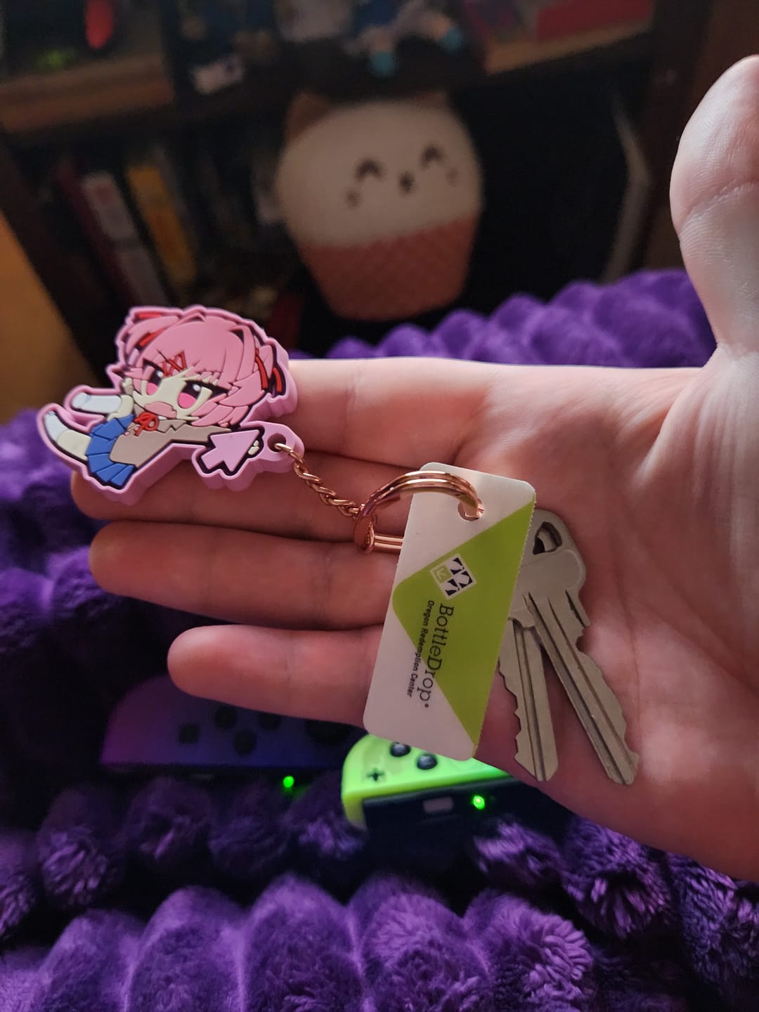 Customer photo review of Doki Doki Literature Club - Natsuki Mouse Pointer Rubber Keychain