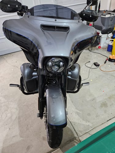 Customer photo review of HR3 Gauntlet Gray Metallic Vented Lower Fairing Kit For Harley Touring models 2014-2024