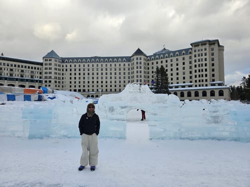 Customer photo review of Men's Coffee Baggy Wear-resistant Waterproof Snow Pants