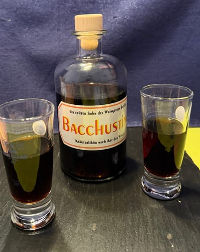 Customer photo review of Bacchustino Kräuter Likör