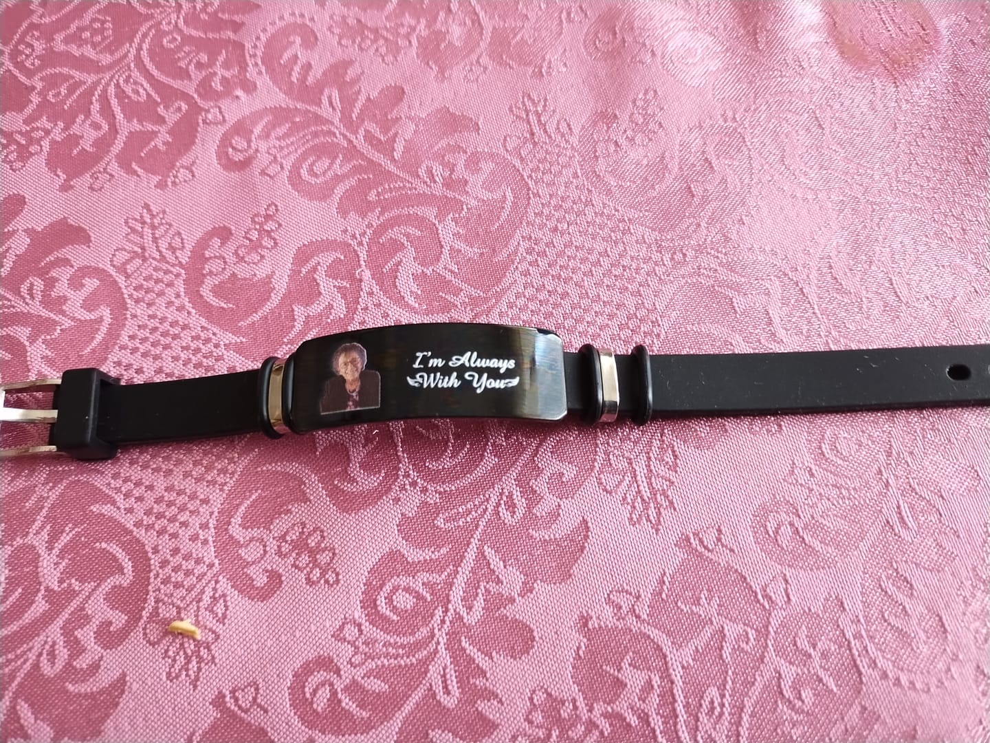 Customer photo review of Custom Photo I'm Always With You - Memorial Gift For Family, Friend - Personalized Engraved Bracelet