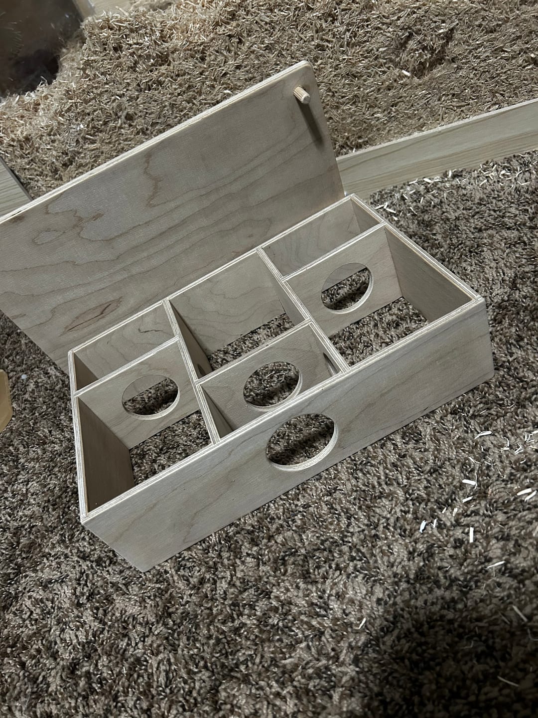 Customer photo review of Niteangel Large Wooden Multi-Chamber Hideout for Dwarf and Syrian Hamsters