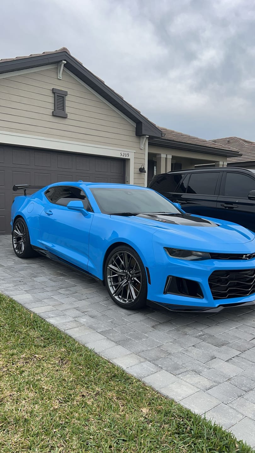 Customer photo review of Camaro Zl1 1LE Conversion Rear Trunk Spoiler High Wing