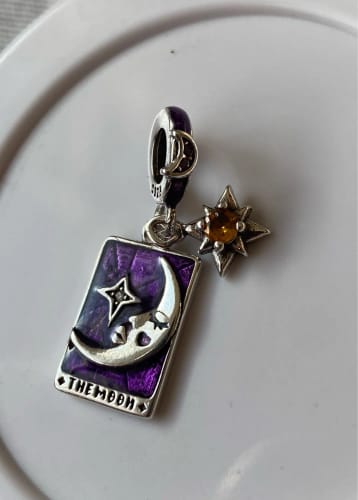 E. M. review of 925 Sterling Silver The Moon Charm image 1 out of 1