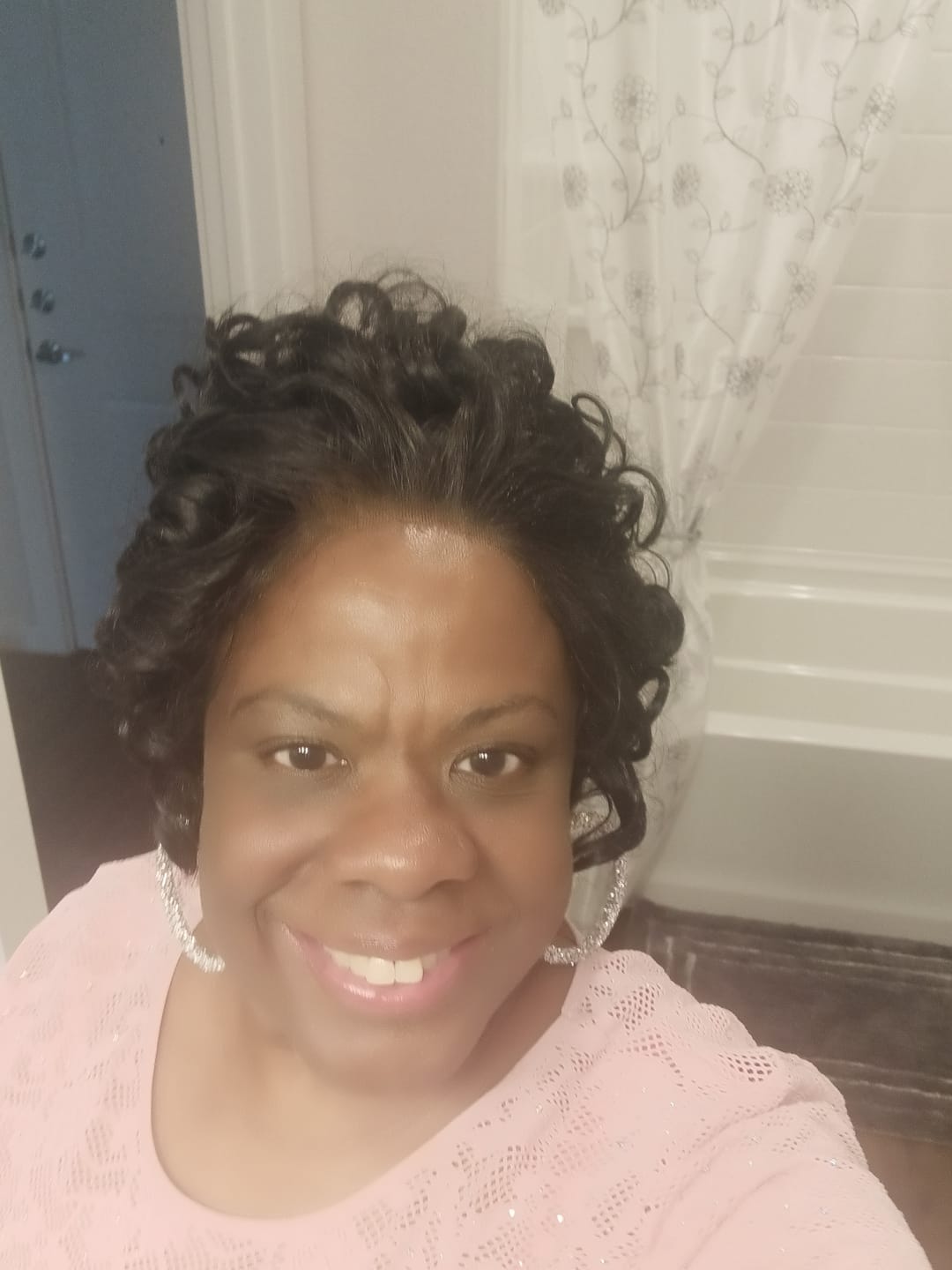 Customer photo review of Outre Perfect Hairline Glueless Hand-Tied 13x4 HD Lace Front Wig - LORI