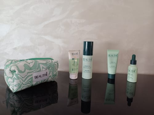 Customer photo review of Crème Hydratante Éclat au Thé Vert