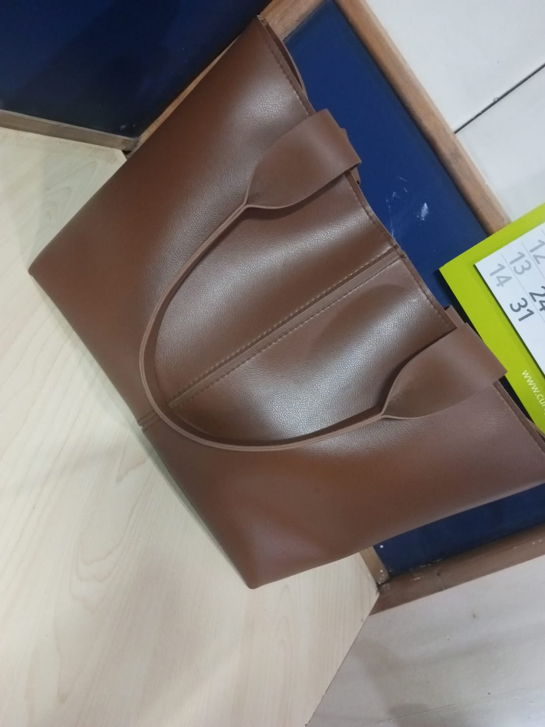 Customer photo review of Portland Tote Expresso