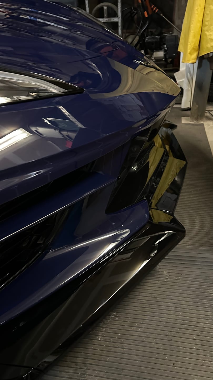 Customer photo review of Corvette C8 Extended Front Splitter (5-Piece version)