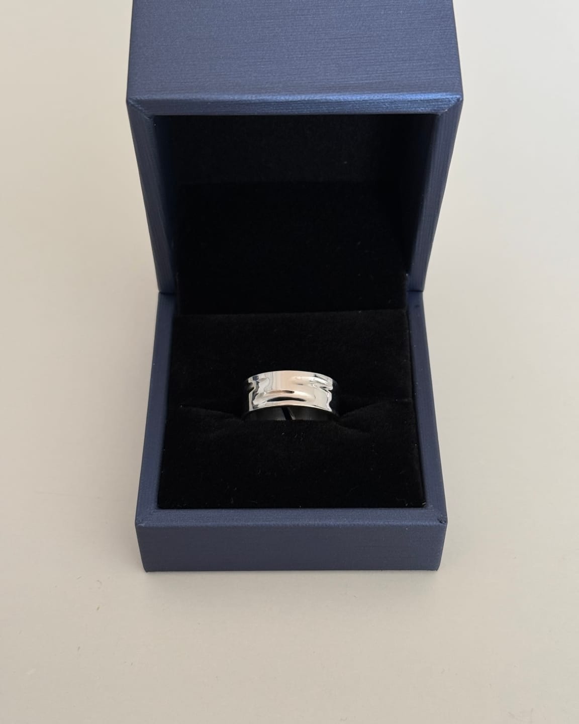 Customer photo review of Hammered Ring - Silber