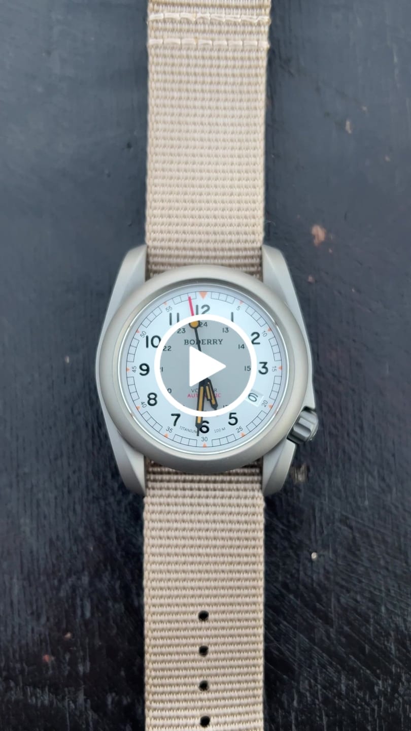 Customer video review of VOYAGER - 100M Waterproof Titanium Automatic Field Watch | White-bracelet
