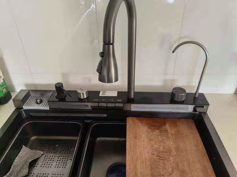 Customer photo review of Kitchen Deluxe Waterfall Workstation Sink with Digital Temperature Display Faucet