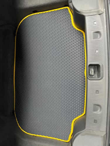 Customer photo review of Kofferraumwanne nach Maß