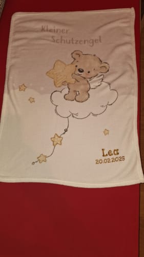 Customer photo review of Babydecke mit Namen bestickt Kleiner Schutzengel 75x100cm