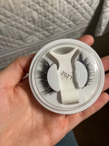 Customer photo review of Magnetic Eyelashes
